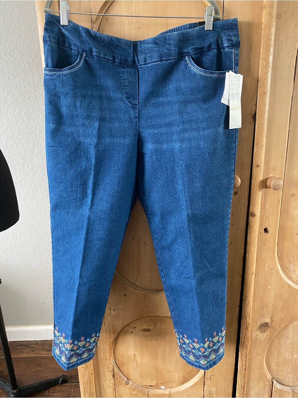 Alfred Dunner Dark Blue Cropped Jeans with Embroidered Ankles